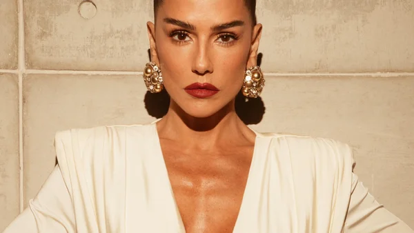 deborah secco