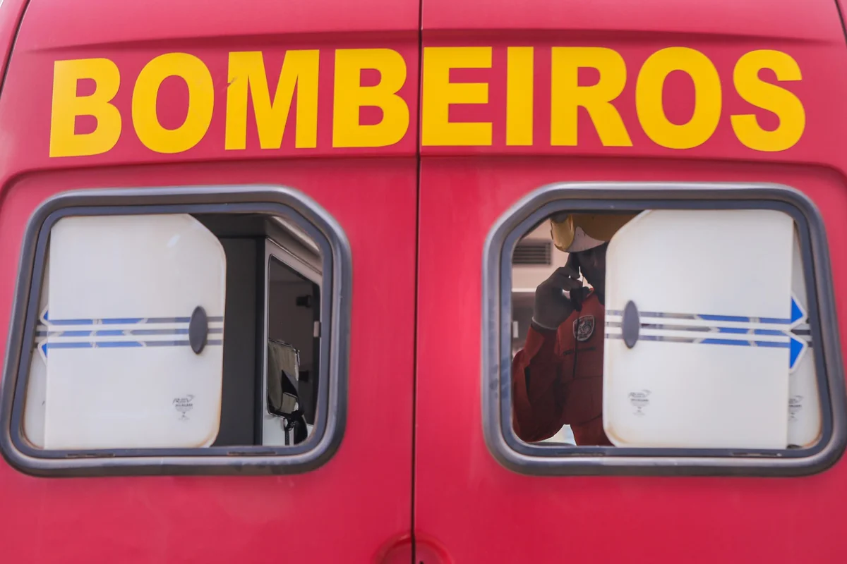 CBMDF-ambulancia