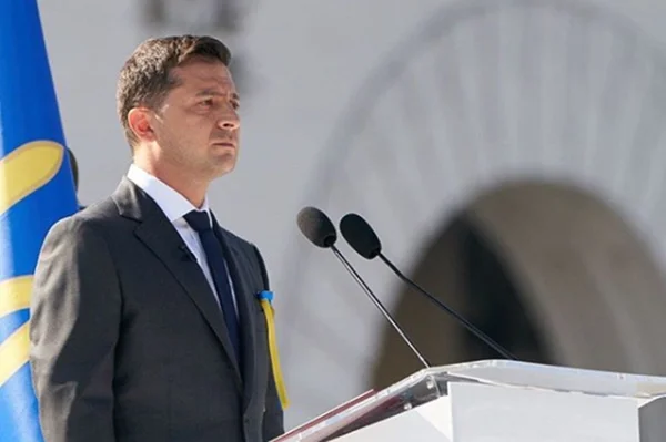 Presidente da Ucrânia nega que Trump tentou chantageá-lo