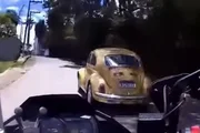 Fusca amarelo protagonizou fuga cinematográfica na Grande SP Fusca amarelo protagonizou fuga cinematográfica na Grande SP