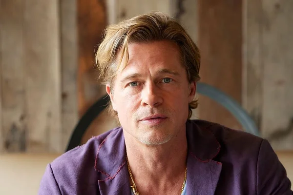 Descubra qual é o segredo da juventude de Brad Pitt aos 59 anos