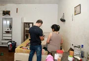 Duas pessoas foram presas. Duas pessoas foram presas.