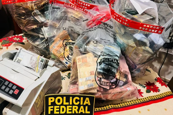Delegado é suspeito de integrar "quadrilha do ouro" e faturar milhões