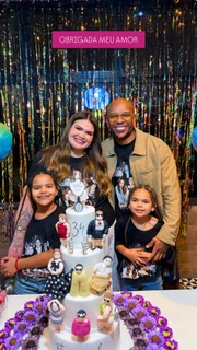 Thais Carla celebra aniversário de 34 anos 