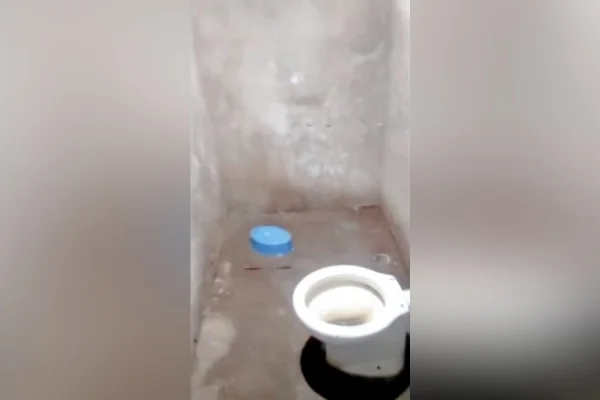 Vídeo: crianças são encontradas trancadas em situação de abandono