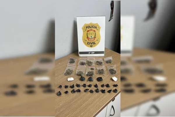 Passageiro é flagrado com R$ 3 mil em drogas durante corrida por app