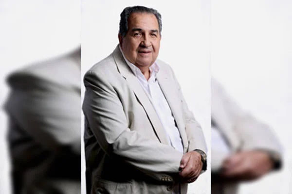 Médico Antonio José Francisco Pereira dos Santos