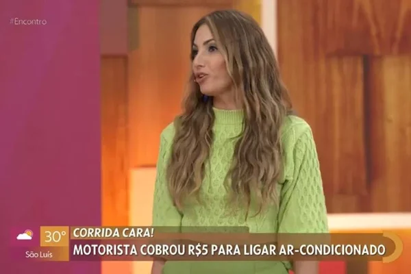 Patrícia Poeta lamenta após ter celular furtado: “Prejuízo grande”