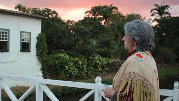 Renato Barbieri lança filme sobre a vida da poeta Cora Coralina