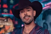 O cantor Luan Pereira.