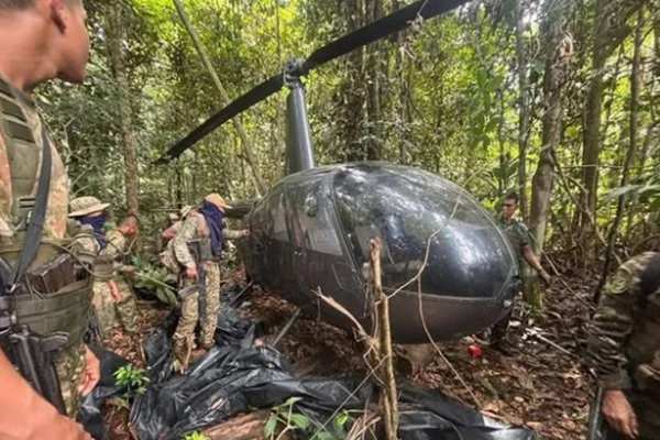 Após explosão de aviões, polícia caça pilotos do narcotráfico