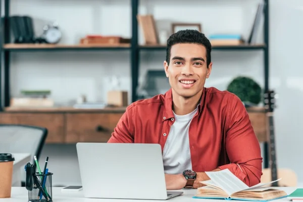 Estudante