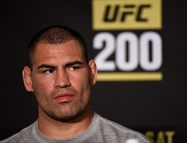 Cain Velásquez, ex-campeão peso-pesado do UFC