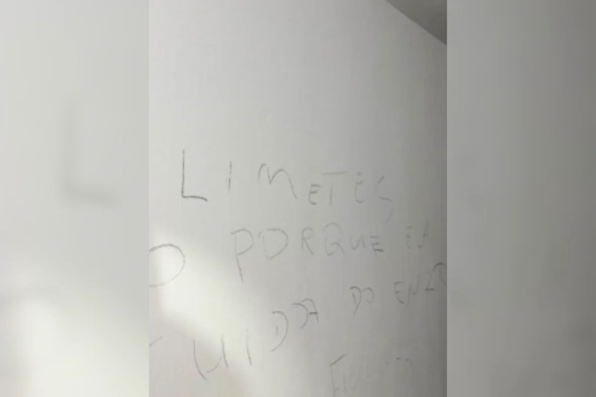 Veja o que escreveu na parede homem que matou esposa a facadas em SP - imagem 2 Veja o que escreveu na parede homem que matou esposa a facadas em SP - imagem 2