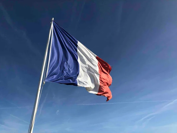 França: nova Previdência é aprovada e aposentadoria será aos 64 anos