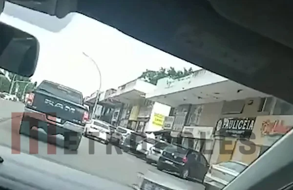 Delegado da PF causa acidente e foge