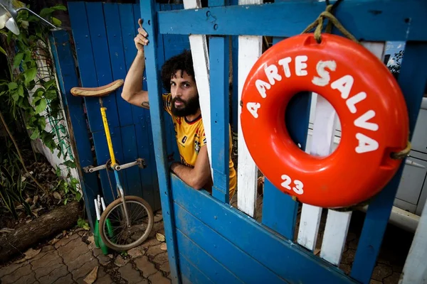 Ocupação na Asa Sul tem mais de 40 anos, quase mil moradores e continua crescendo