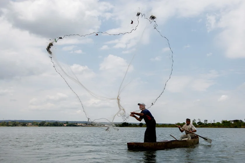 Pescadores reclamam da falta de segurança às margens do lago Pescadores reclamam da falta de segurança às margens do lago