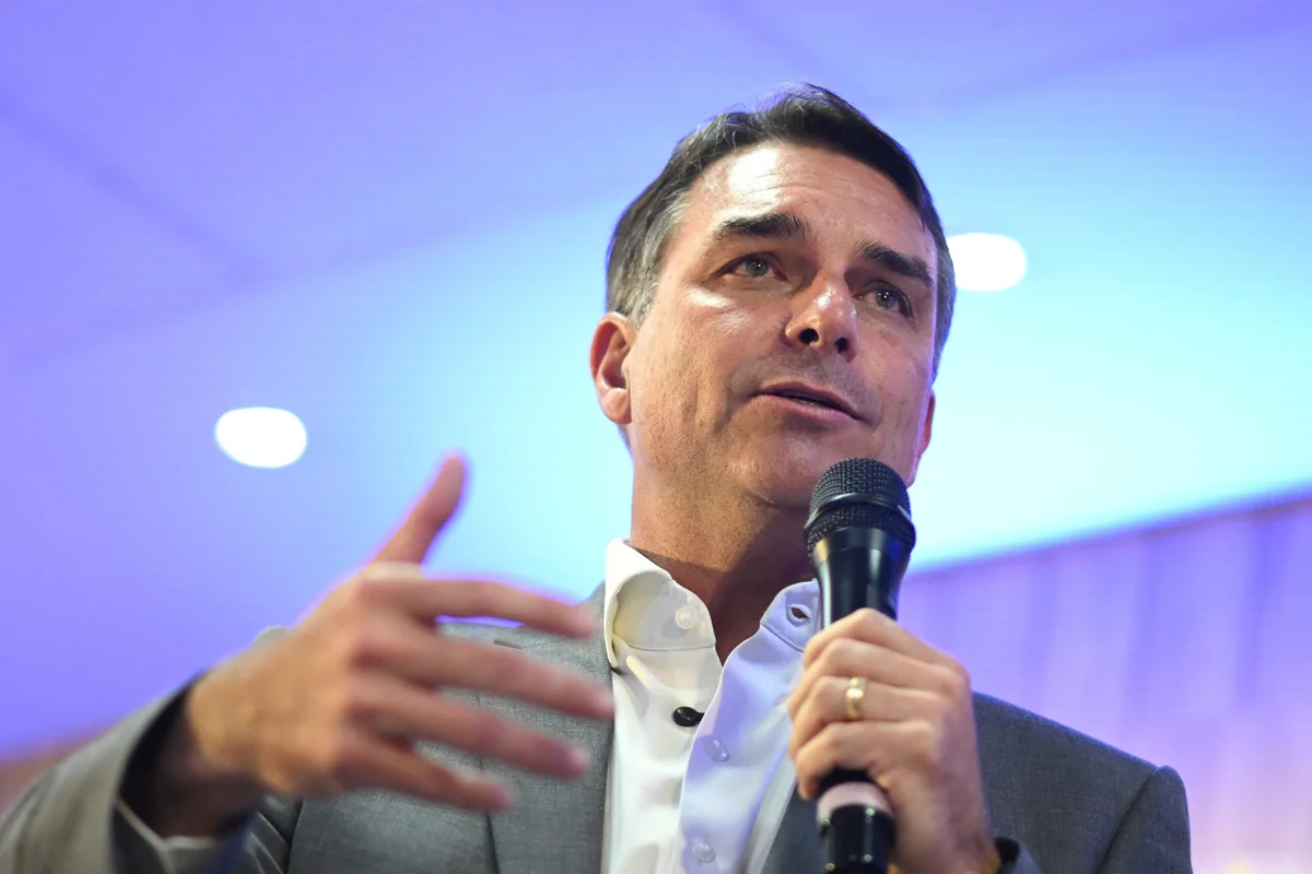 Cleitinho confirma apoio a Flávio no 2° turno em evento do Republicanos - imagem 8 Cleitinho confirma apoio a Flávio no 2° turno em evento do Republicanos - imagem 8