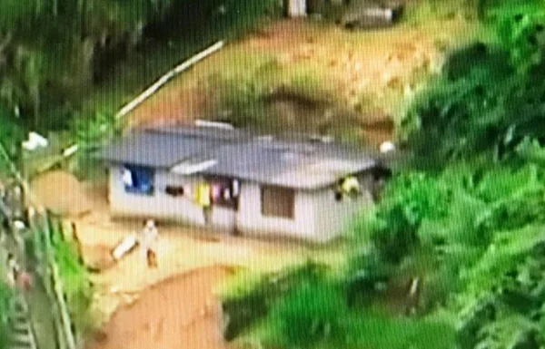 Homem morre durante deslizamento de terra em Petrópolis, no Rio
