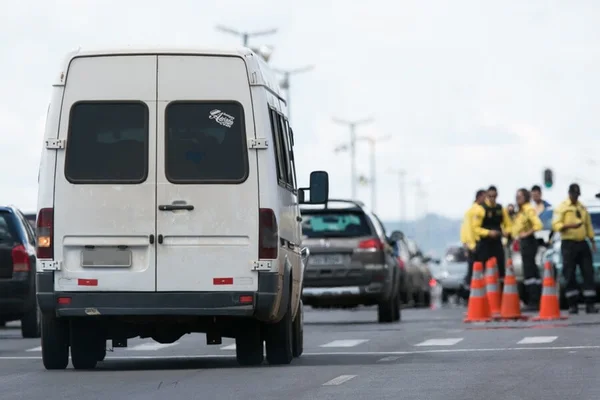 PM apura envolvimento de sargento com transporte pirata no DF