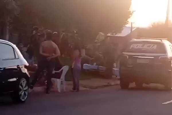 Imagem colorida, Filho ataca pais com enxada, avança sobre PM e acaba baleado no MS - Metrópoles