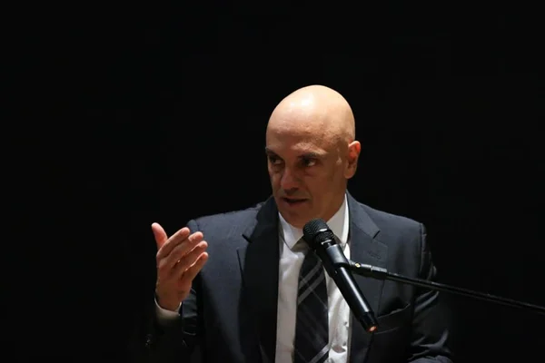 Moraes diz que quem praticou, planejou e financiou atos terroristas será punido
