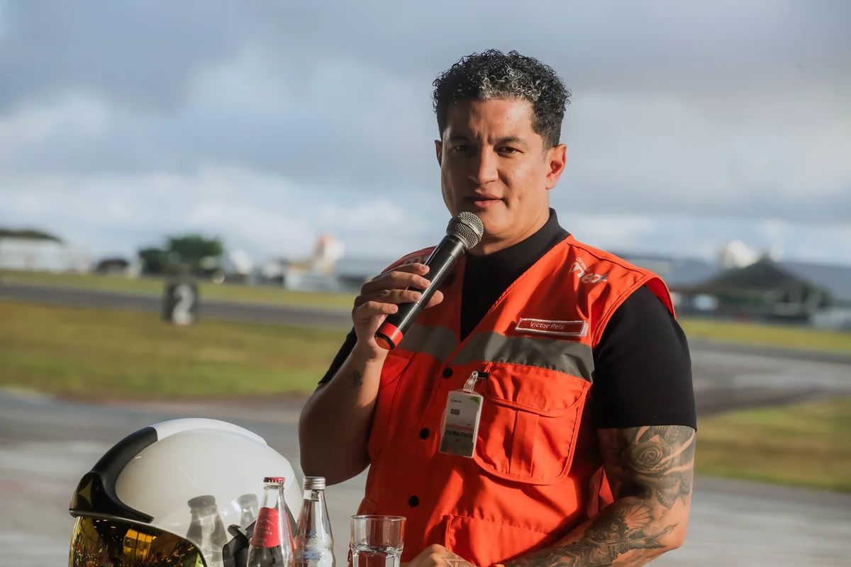 Victor enfrentou três falências, recomeçou mais de uma vez e transformou perdas duras em aprendizado prático. Essa experiência dá densidade ao livro Governe Sua Vida Como Um Rei Victor enfrentou três falências, recomeçou mais de uma vez e transformou perdas duras em aprendizado prático. Essa experiência dá densidade ao livro Governe Sua Vida Como Um Rei