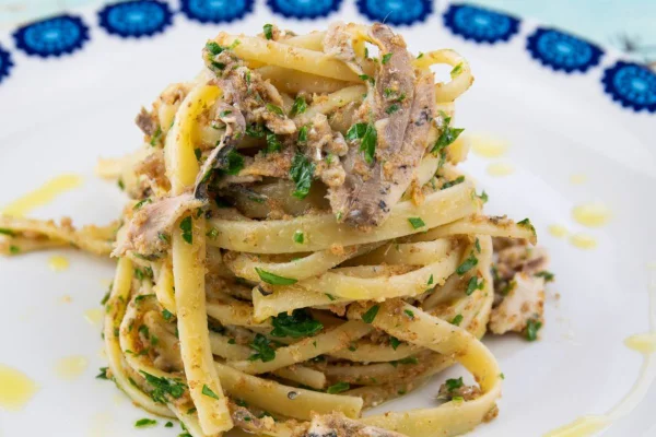 Macarrão com sardinha