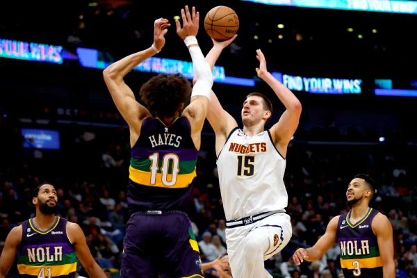 NBA: Nikola Jokic retorna e garante vitória de Denver sobre Pelicans