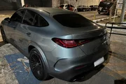 Mercedes-Benz GLC 300 de Deolane apreendida pela PM Mercedes-Benz GLC 300 de Deolane apreendida pela PM