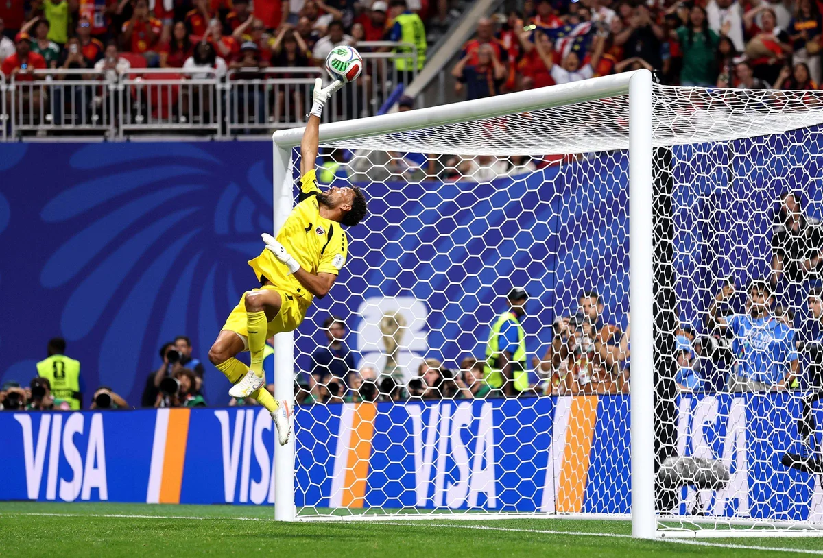 Vozinha fechou o gol diante da Espanha na Copa do Mundo Vozinha fechou o gol diante da Espanha na Copa do Mundo