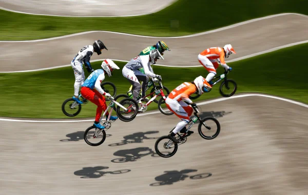 Renato Rezende avança às semis do BMX em Tóquio; Priscilla Carnaval é eliminada