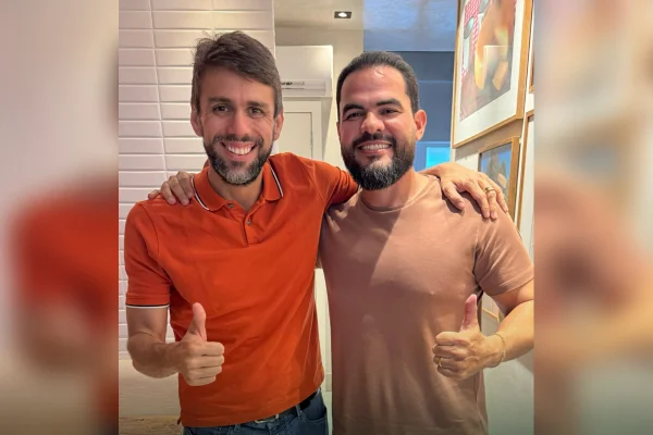 O deputado Pedro Lucas Fernandes e o prefeito foragido de Turilândia, Paulo Curió