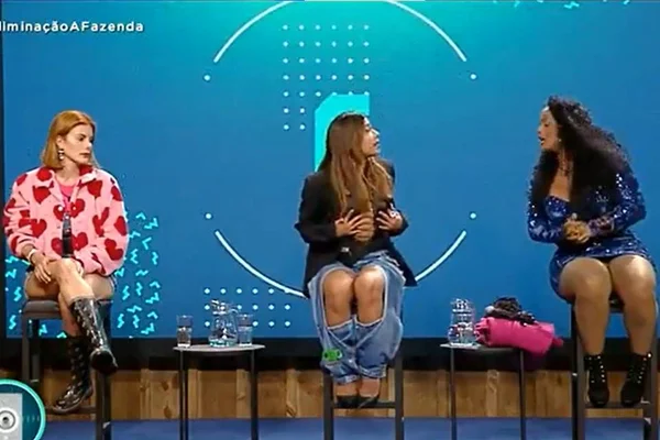 Rosiane xinga Ingrid em A Fazenda 14