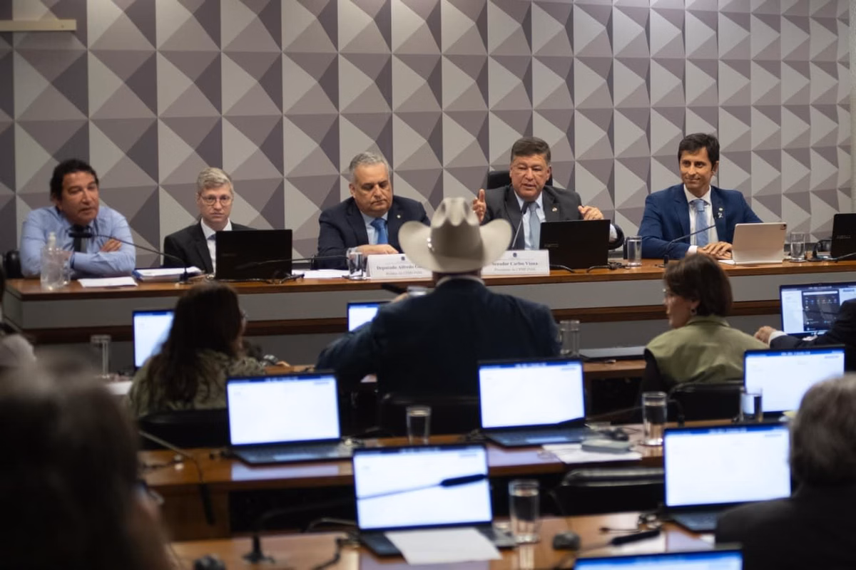 foto-cpmi-inss5 Governo calcula ter maioria em CPMI e mira ex-ministro de Bolsonaro