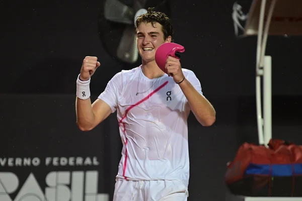 Tênis: João Fonseca garante vaga no qualifying de Wimbledon