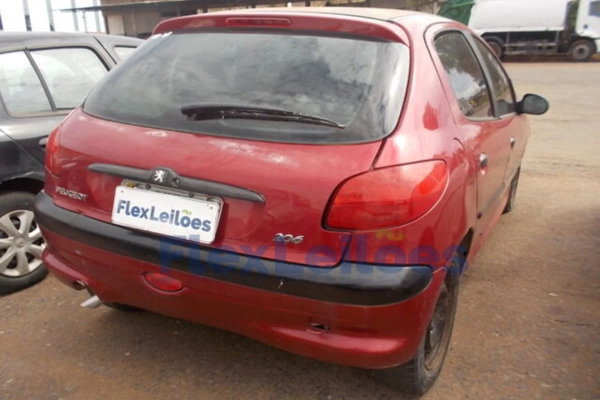 Peugeot 206 Sélection 2003 R$ 1 mil Peugeot 206 Sélection 2003 R$ 1 mil