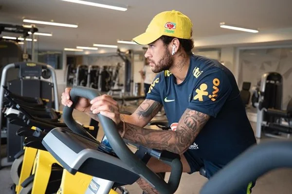 Seleção volta à Granja Comary após tumulto com Neymar na 1ª passagem