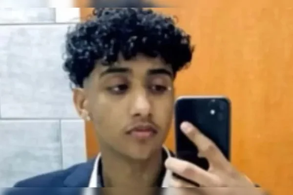 Jovem baleado por policiais ao sair de cinema no Entorno deixa a UTI