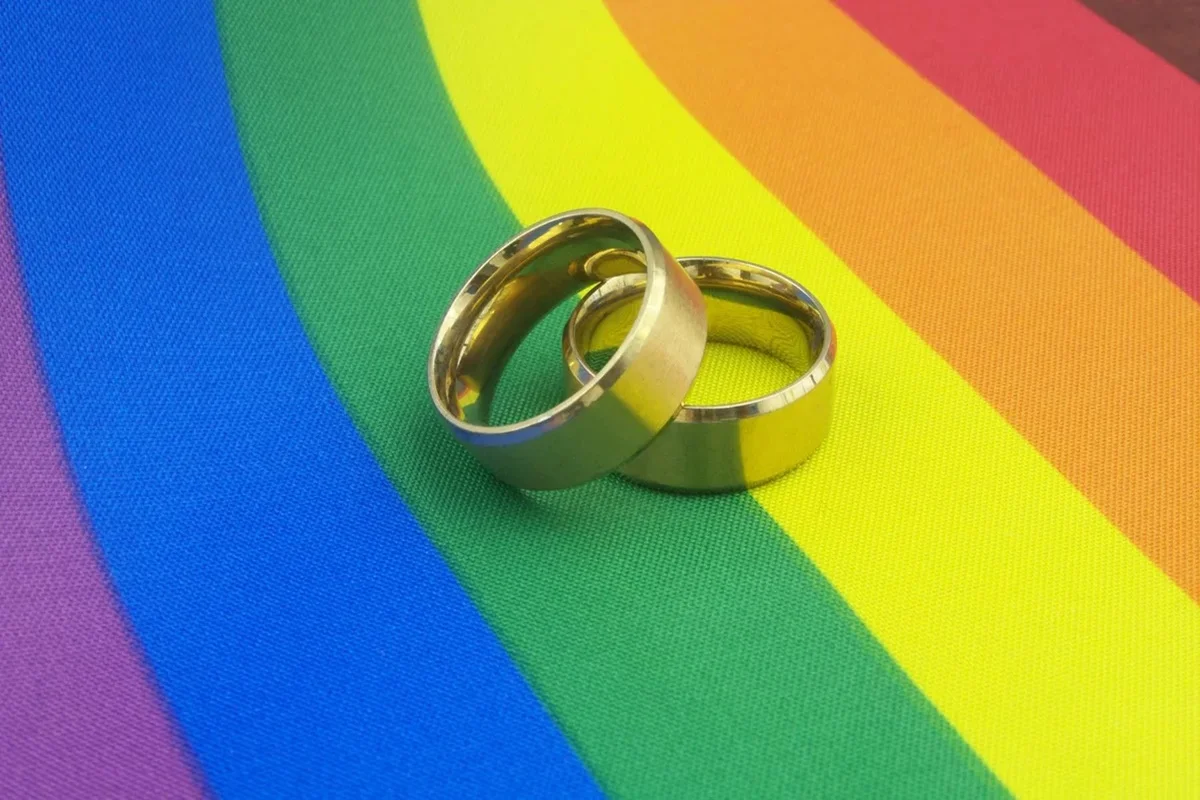Clareza na Comunicação: A Nova 'Green Flag' Mais Valorizada pela Comunidade LGBTQIAPN+