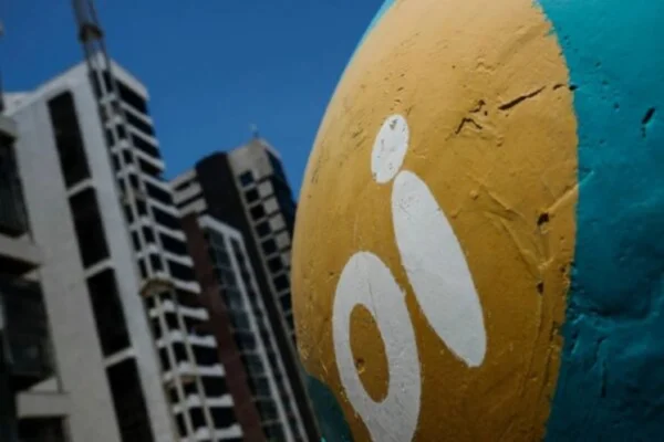 Justiça do Rio de Janeiro suspende decreto de falência da Oi