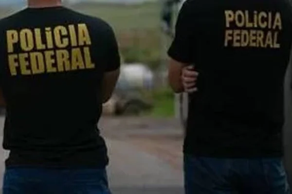 Policiais federais - Metrópoles