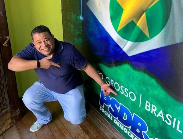 Fotografia colorida de vereador que foi morto em confronto com a polícia e é suspeito de colaborar com o Comando Vermelho