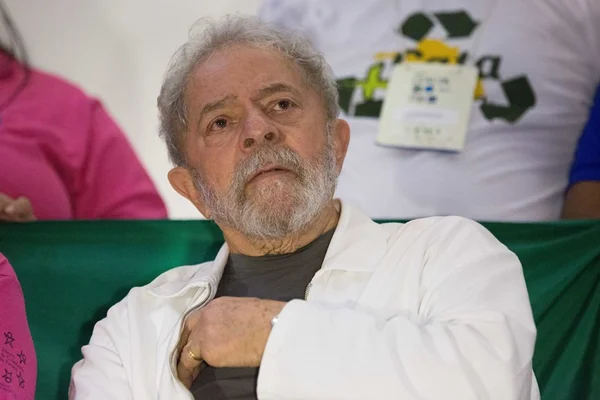 TRF-4 rejeitou teses da defesa de Lula para outras ações penais