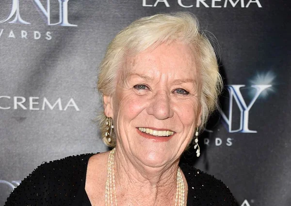 Barbara Tarbuck, atriz de “American Horror Story”, morre aos 74 anos