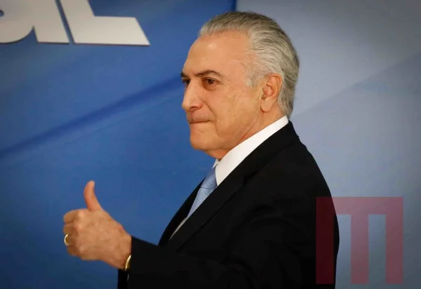 Michel Temer passa bem após realizar cirurgia urológica em SP