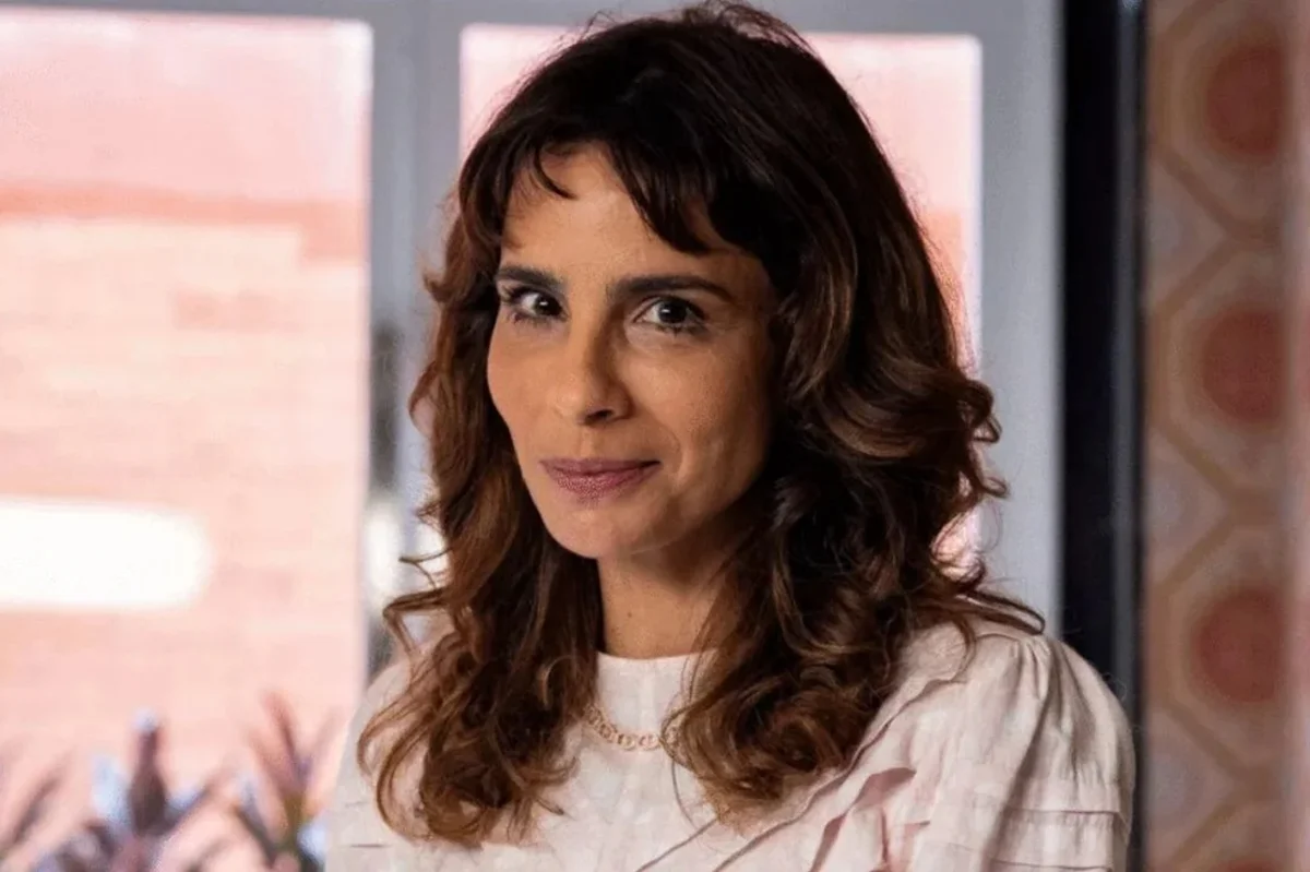 Bia (Maria Ribeiro) em Quem Ama Cuida Bia (Maria Ribeiro) em Quem Ama Cuida