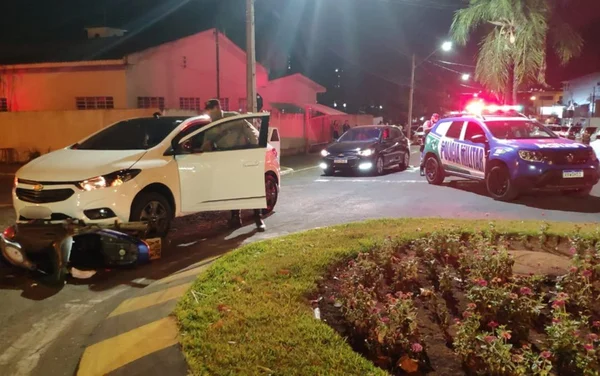 GO: mulher morde policial que algemou seu marido, suspeito de dirigir bêbado