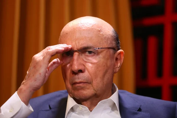 Após Centrão apoiar Alckmin, Temer diz que Meirelles segue candidato
